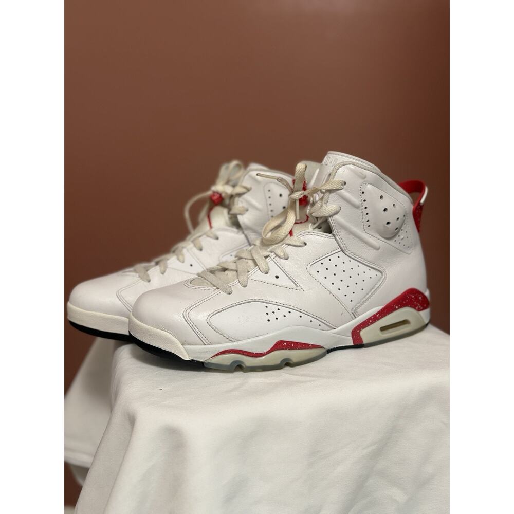 Jordan 6 Retro White And University Red Size 10.5